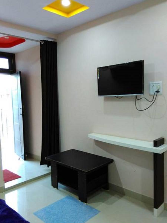 Hotel Blue Star Datia Extérieur photo